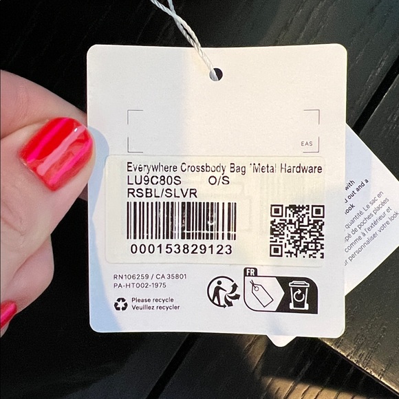 Lululemon Rose Blush Everywhere Crossbody Bag with Metal Hardware - Picture 5 of 5